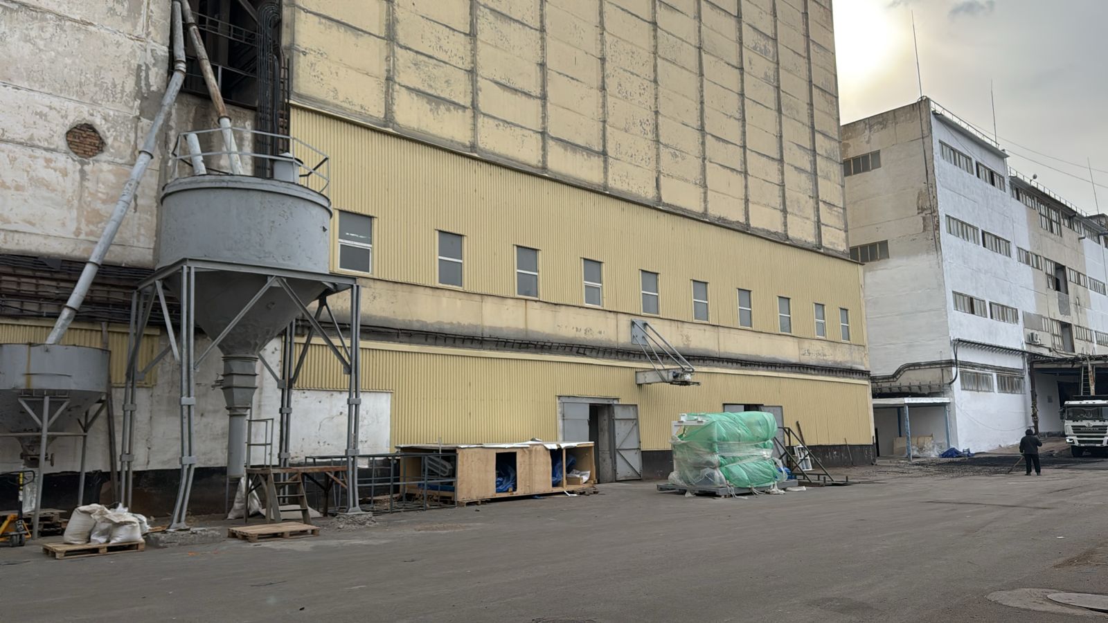 Құрама жем зауыты элеваторын кеңейту